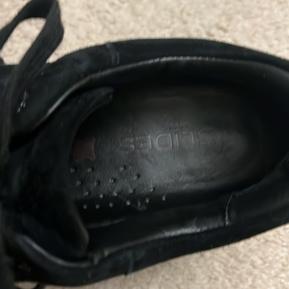 J Slides Black Sneakers 6 - Picture 2 of 3